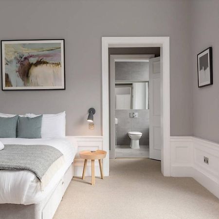 Joivy Spacious And Bright 1Bed Apt, Short Walk From Princes Street EDI Eksteriør bilde
