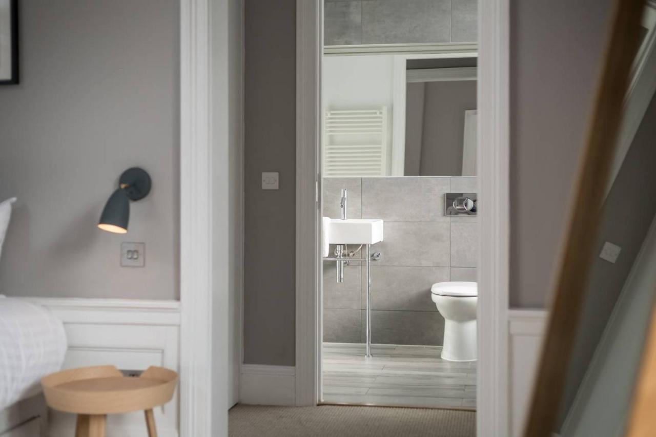 Joivy Spacious And Bright 1Bed Apt, Short Walk From Princes Street EDI Eksteriør bilde