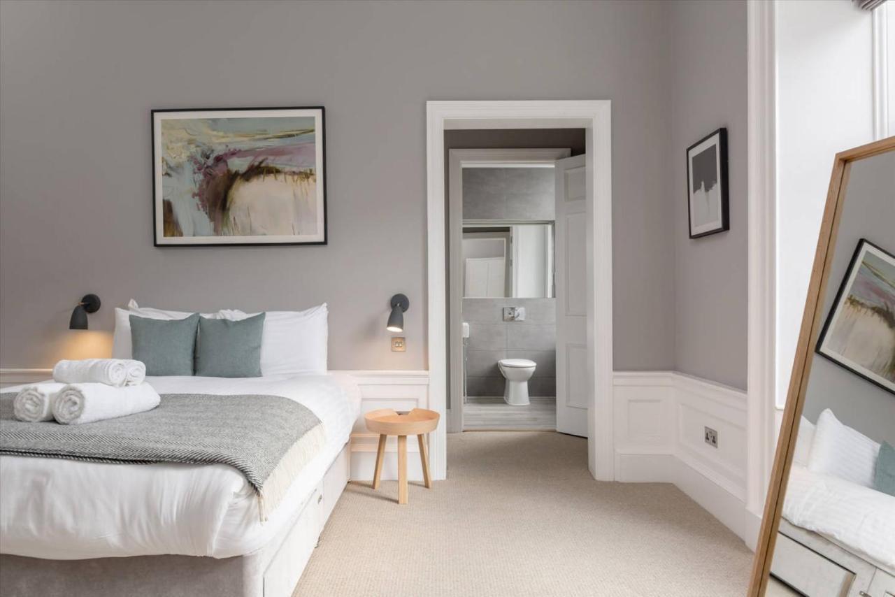 Joivy Spacious And Bright 1Bed Apt, Short Walk From Princes Street EDI Eksteriør bilde