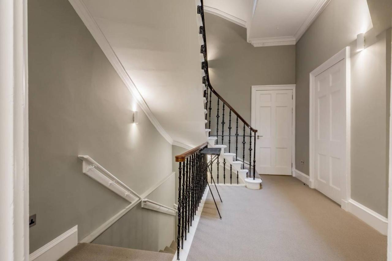 Joivy Spacious And Bright 1Bed Apt, Short Walk From Princes Street EDI Eksteriør bilde
