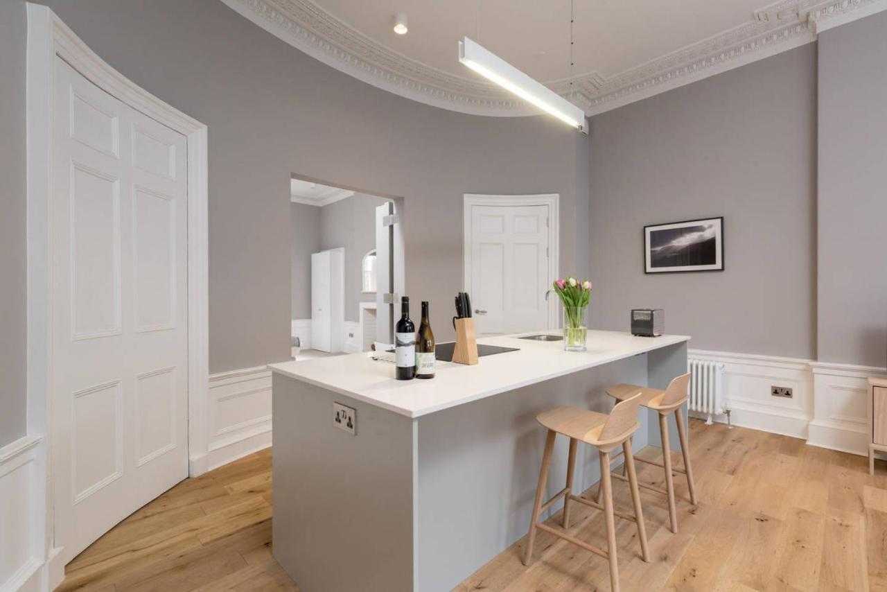 Joivy Spacious And Bright 1Bed Apt, Short Walk From Princes Street EDI Eksteriør bilde